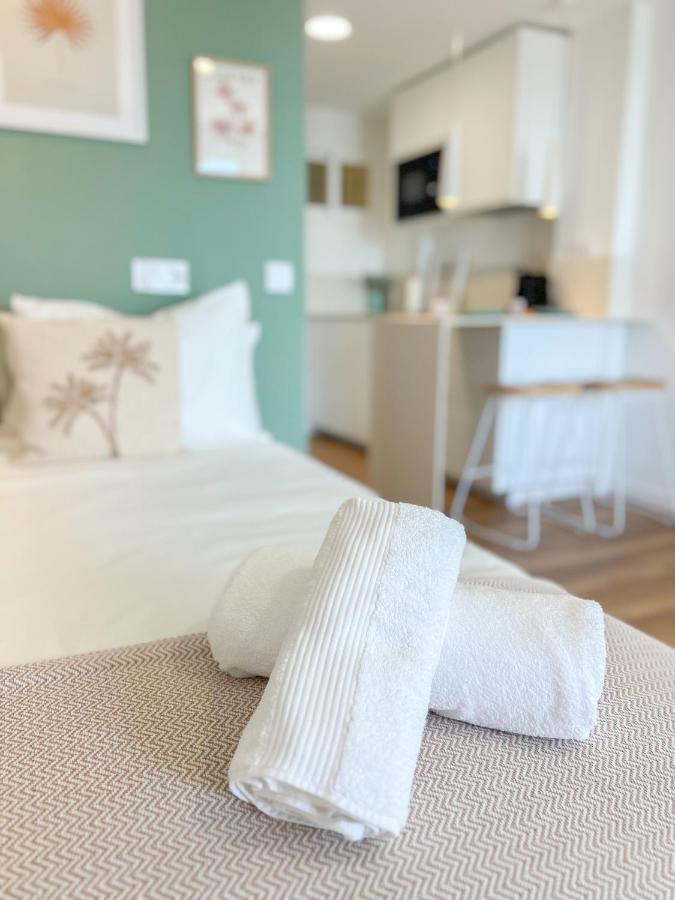 Cozy Studio With Sea Views Benalmádena Exterior foto